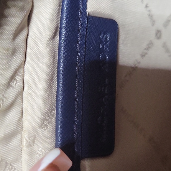 Michael Kors Jet Set Blue Crossbody Bag - Picture 12 of 12